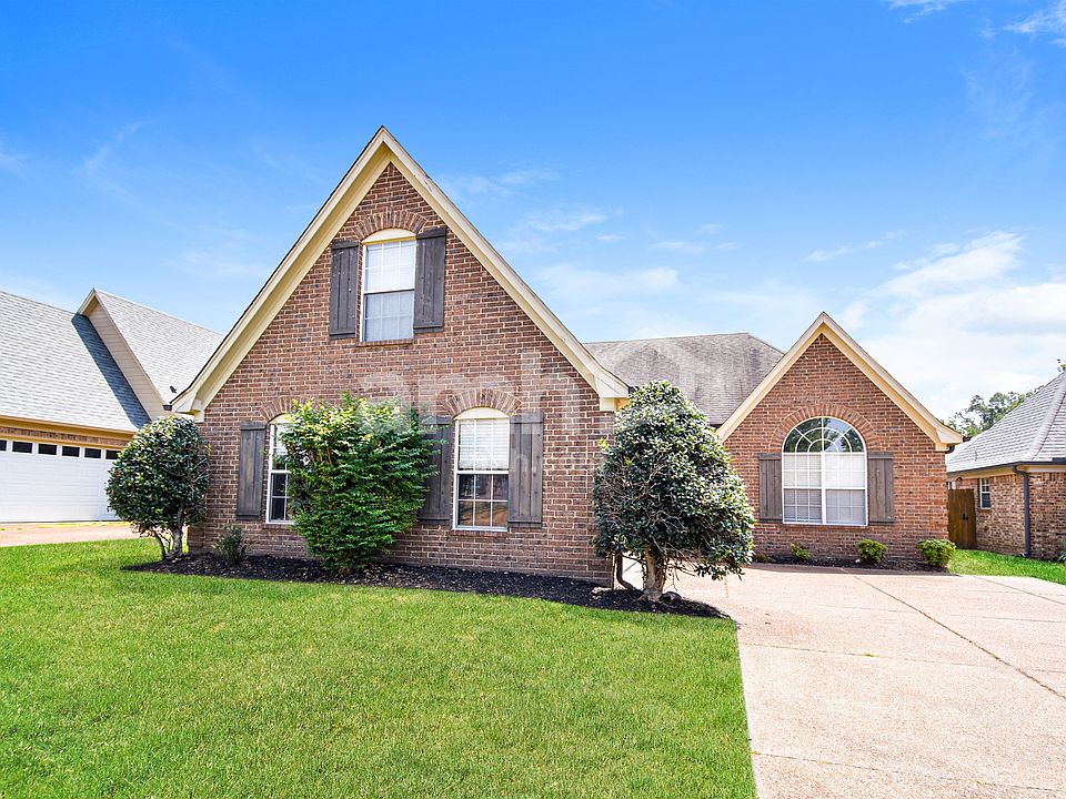 1st image of 4288 Genevieve Dr