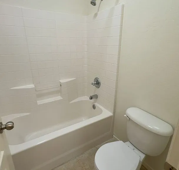6224 W Thompson Ave — Photo 14