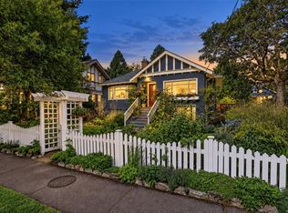 970 Bank St, Victoria, BC V8S 4B2
