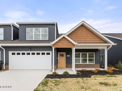 7318 Whispering Pines Ln, Powell, TN, 37849