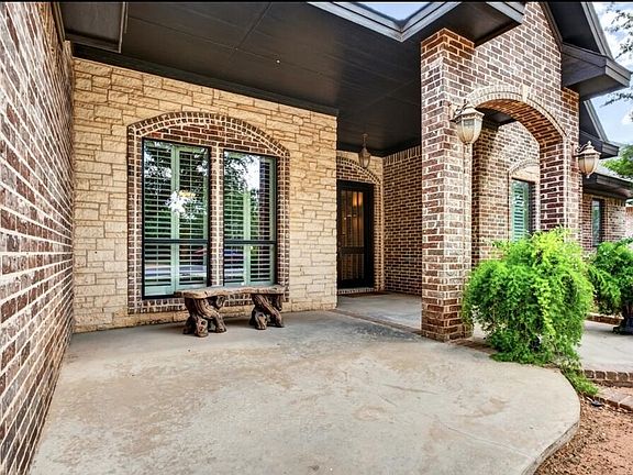 5th image of 2020 Brentwood Dr