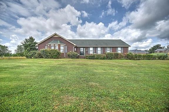2nd image of 206 Judys Ln