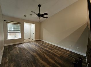 212 Brighton Dr, Carlisle, PA 17015