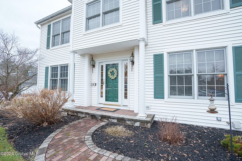 4th image of 54 Springfield Drive