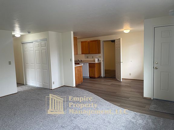 5th image of 1890 Waite St #1890