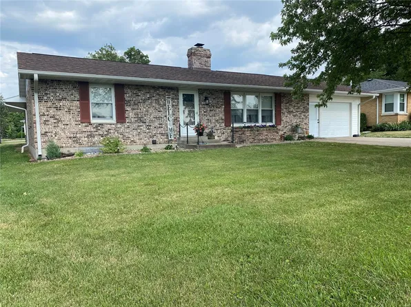 1223 W Line St, Palmyra, MO 63461