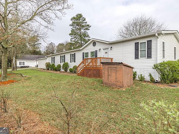 4th image of 319 Pope Rd