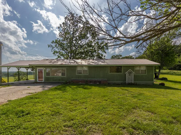 8983 County Road 8970, West Plains, MO 65775