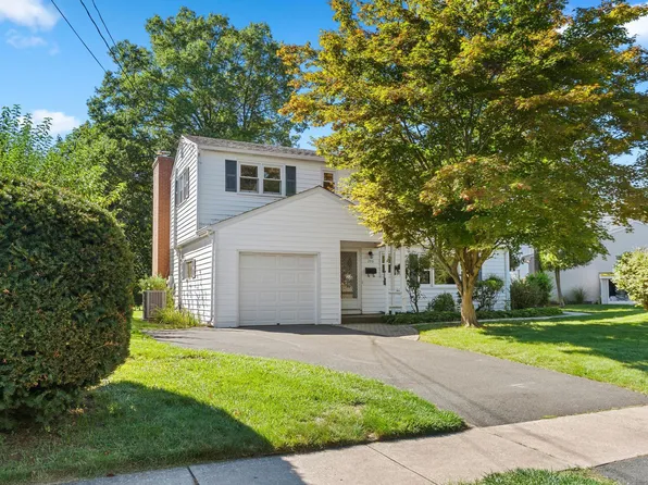 293 Elmfield Street, West Hartford, CT 06110