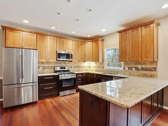 3rd image of 3707 Casteel Park Dr SW