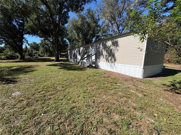 8939 Beverly Hills Rd, Lakeland, FL 33809