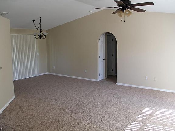 5th image of 17236 Plantation Dr