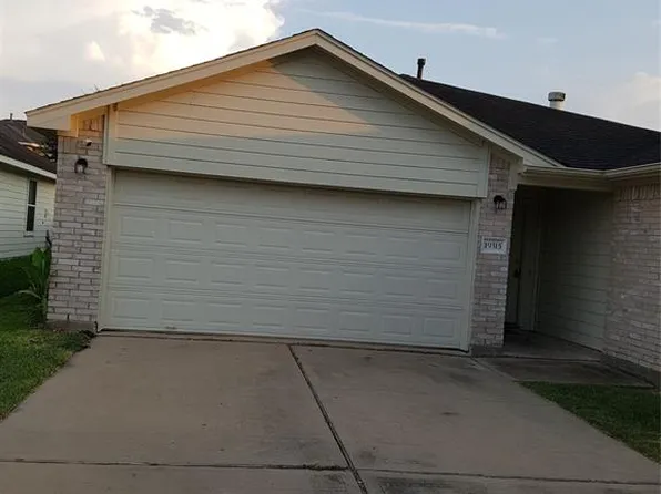 19315 Otter Trail Ct, Katy, TX 77449