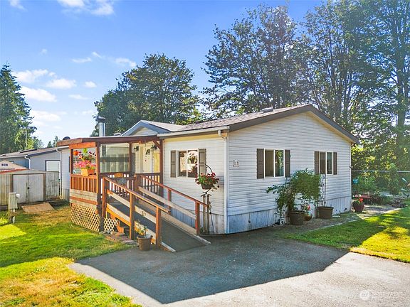 3rd image of 26220 NE Stella Street #17