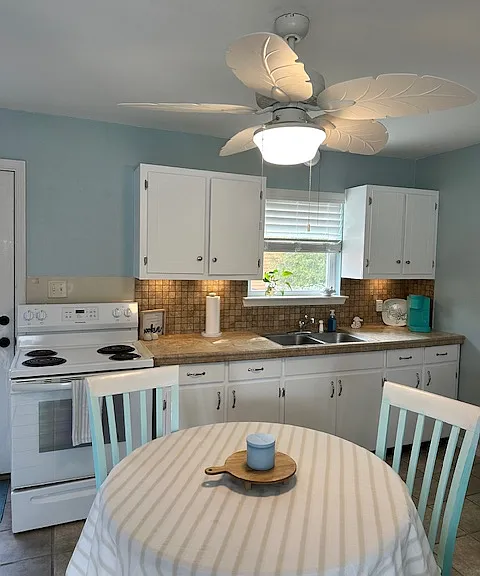 2116 Vizcaya Dr — Photo 4