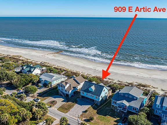 3rd image of 909 E Arctic Ave