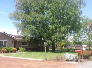 290 Glen Dr, Grants Pass, OR