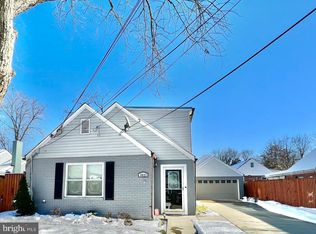 6833 Standish Dr, Hyattsville, MD 20784