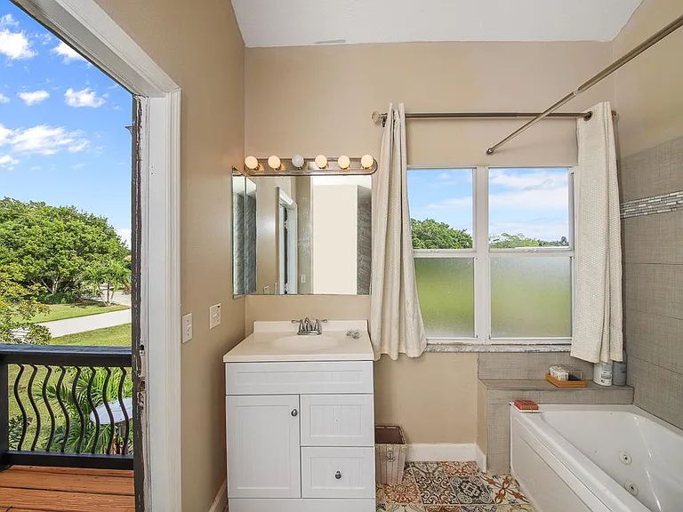 130 Green Dolphin Dr — Photo 15