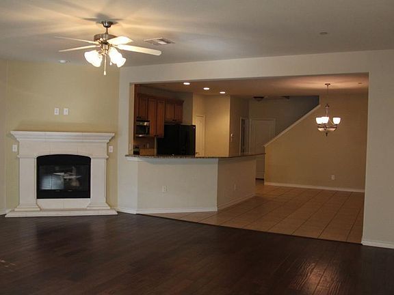 5th image of 6708 Pistoia Dr