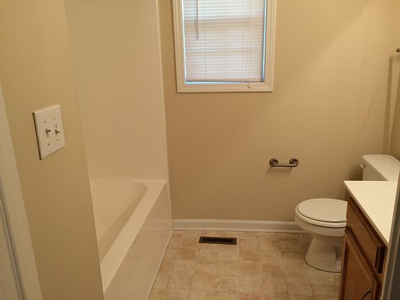5th image of 3757 N Jot Dr