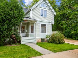 325 S Division St, Port Washington, WI 53074