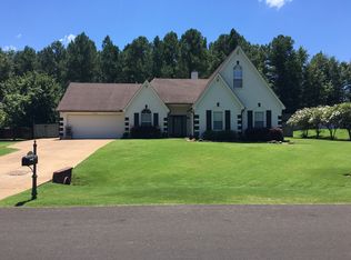 10423 Lazy Creek Dr, Olive Branch, MS 38654