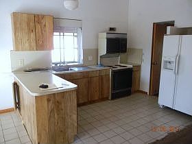 5th image of 10944 NW 8th Ct