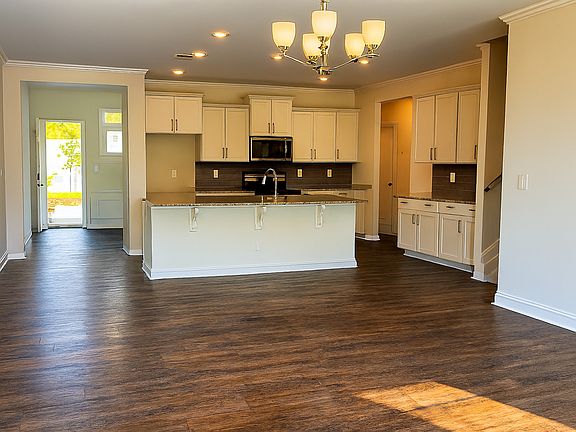 5th image of 4142 Steel Way #1
