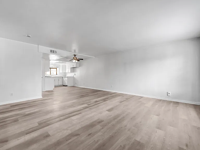 6236 Rosemead Blvd #D — Photo 1