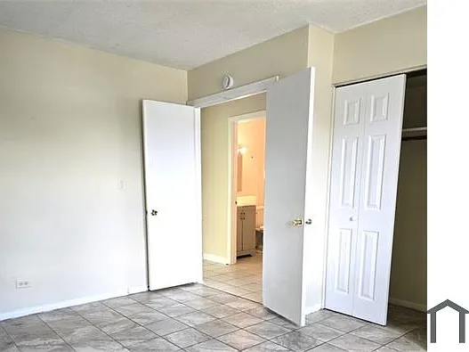 1751 Queensbury Cir — Photo 9