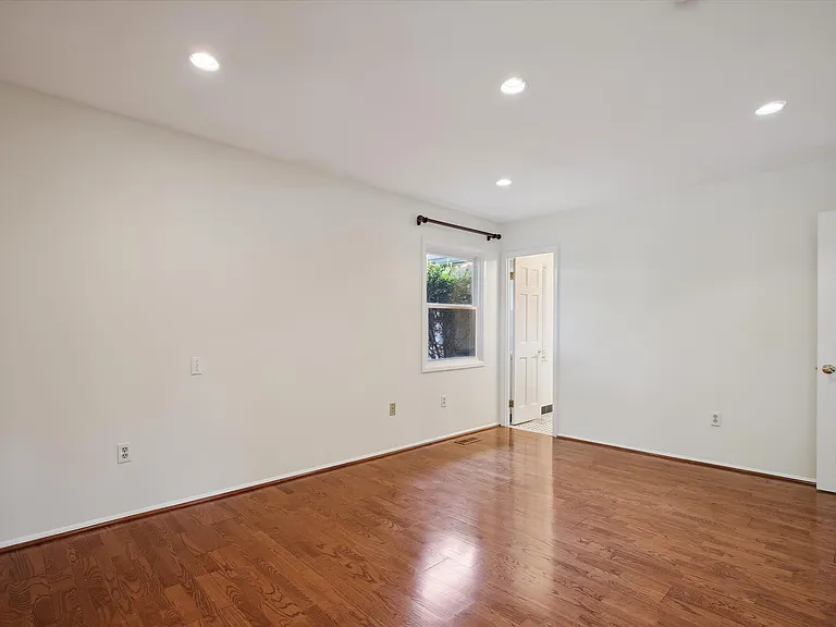 4607 Marshall Hall Ln — Photo 23