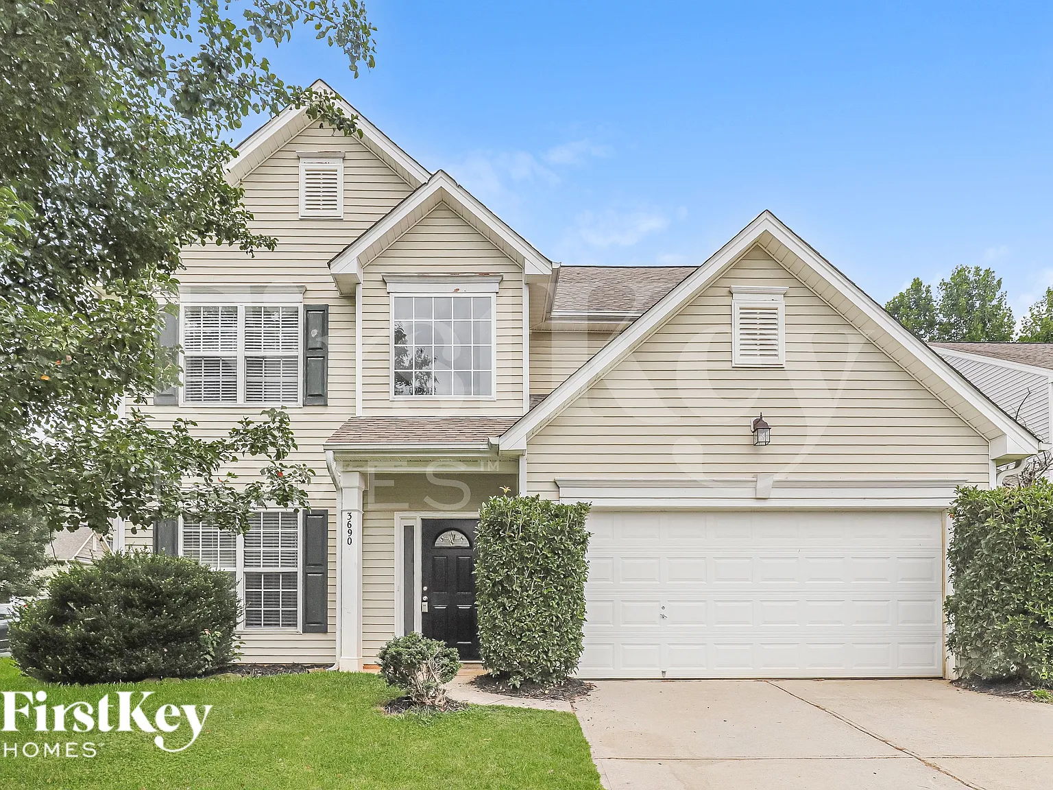 4 bed, 2.5 bath, 2084 sqft, $1,875 — Photo 1