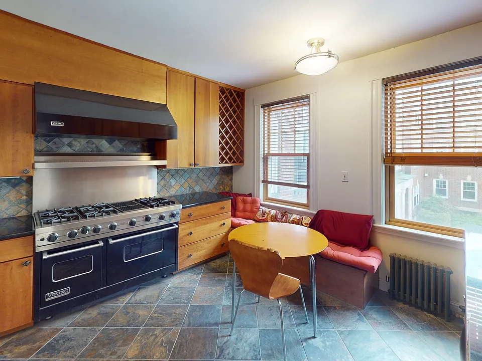 22 Alton Ct #2