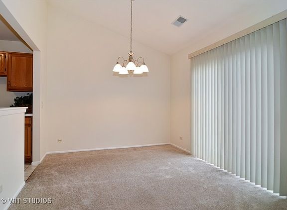 4th image of 210 Glasgow Ln Unit V2