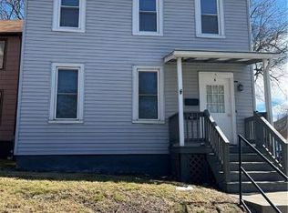 6 Crescent Pl, Middletown, NY 10940