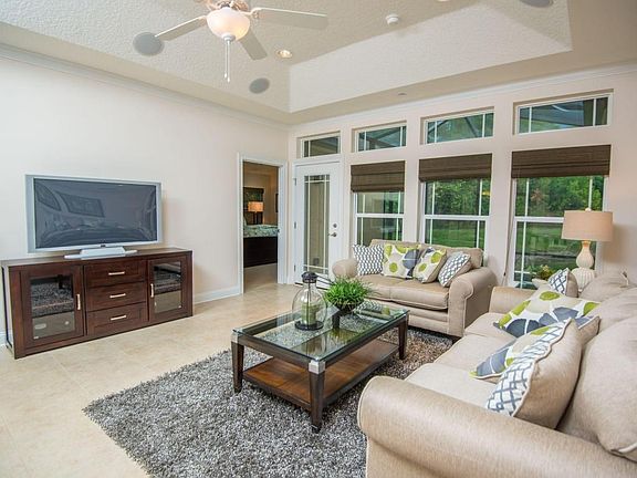 Family Room with Access to Screened Pati