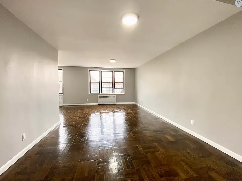 2180 Bronx Park E #3F