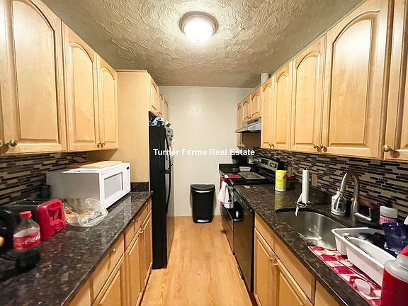 2nd image of 2 Shepherd Ave #C2