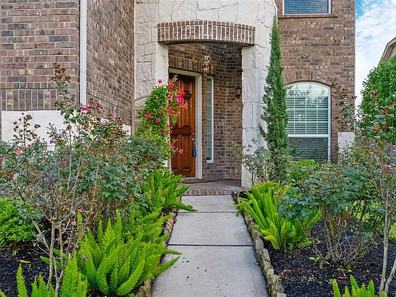 5th image of 25711 Oakwood Knoll Dr