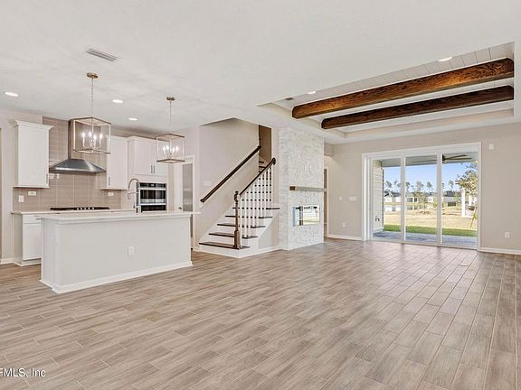 5th image of 32 Pinzon Pl