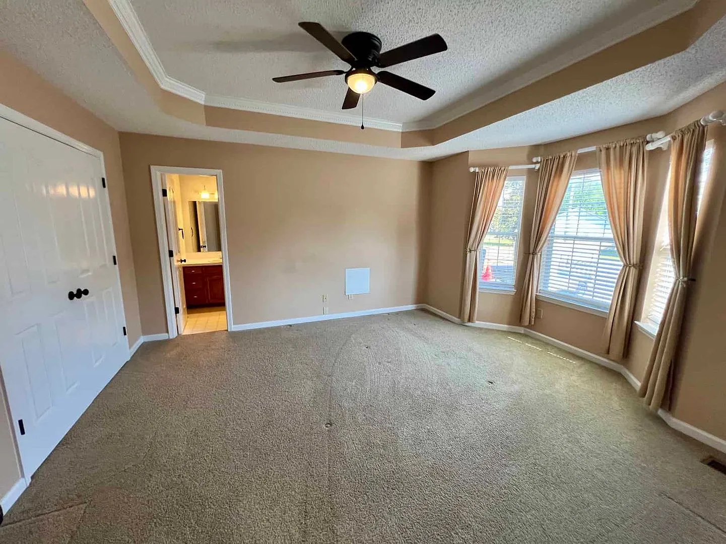 3-Bedroom Murfreesboro Home with Fenced Backyard & Garage! — Photo 4
