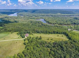 34745 Winegar Ln, Prairie Du Chien, WI 53821