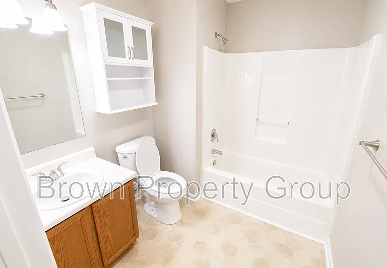 303-101 Hinsdale Ave — Photo 16