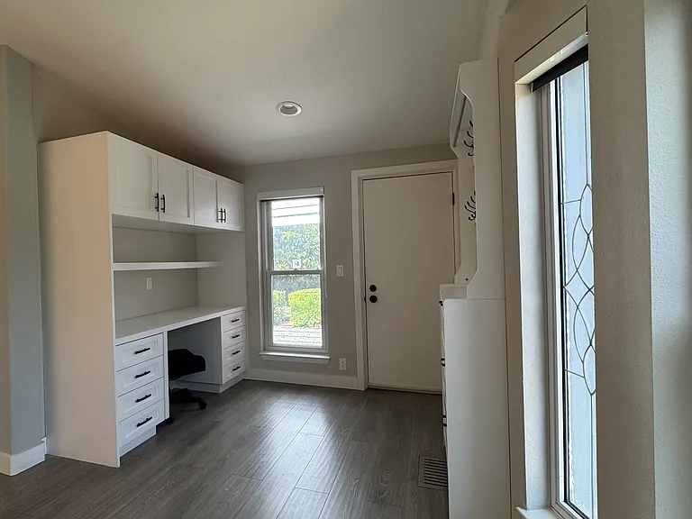 18320 Ingomar St — Photo 11