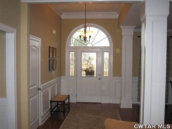 2nd image of 10 Haynes Haven Dr