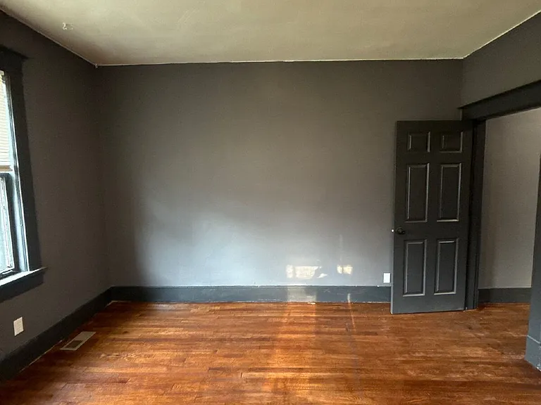 1048 E McLemore Ave — Photo 14