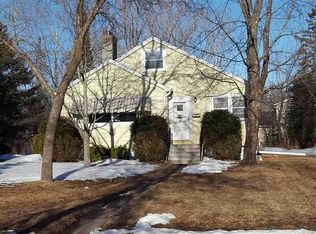 3742 E 4th St, Duluth, MN 55804