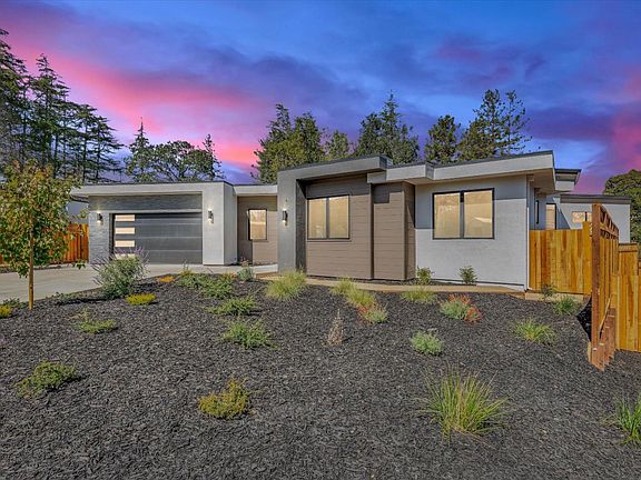 3rd image of 16219 Seaborn Ct