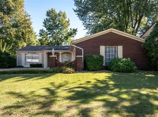 328 Roanoke Dr, Belleville, IL 62221